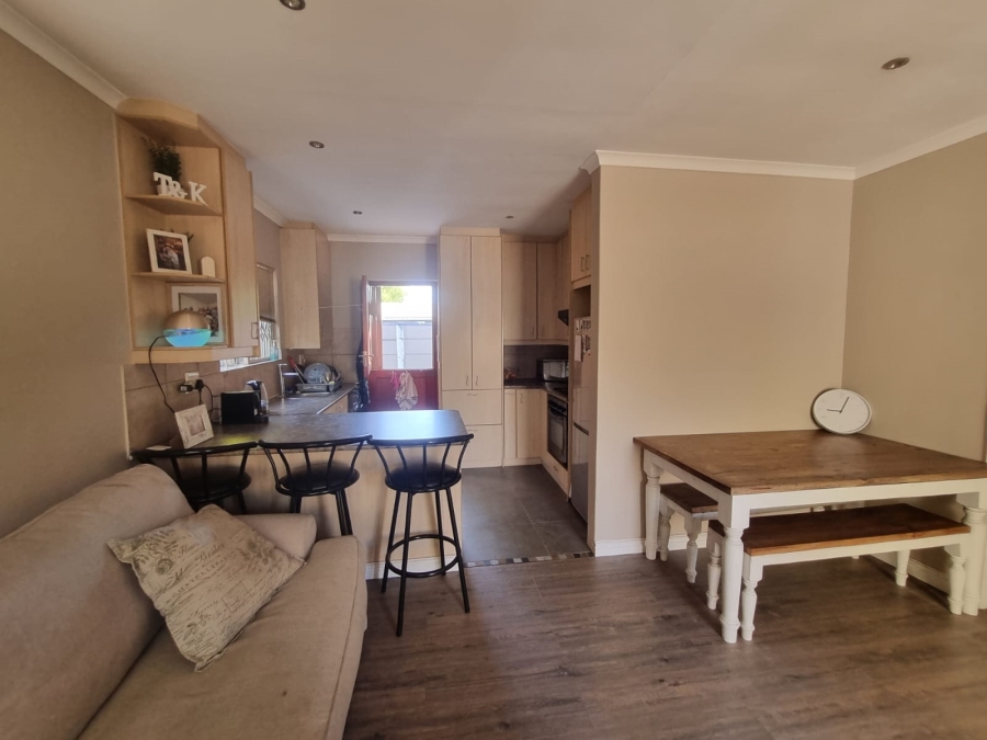 To Let 1 Bedroom Property for Rent in Soneike Western Cape